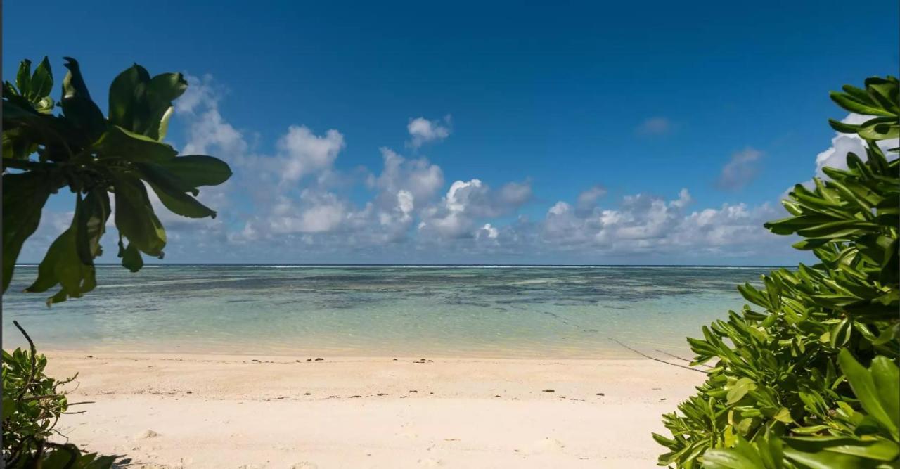 Апартаменты Chez Benoit Self Catering Виктория Экстерьер фото
